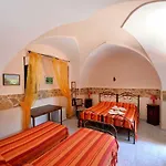 Alloggio per agriturismo Santa Chiara